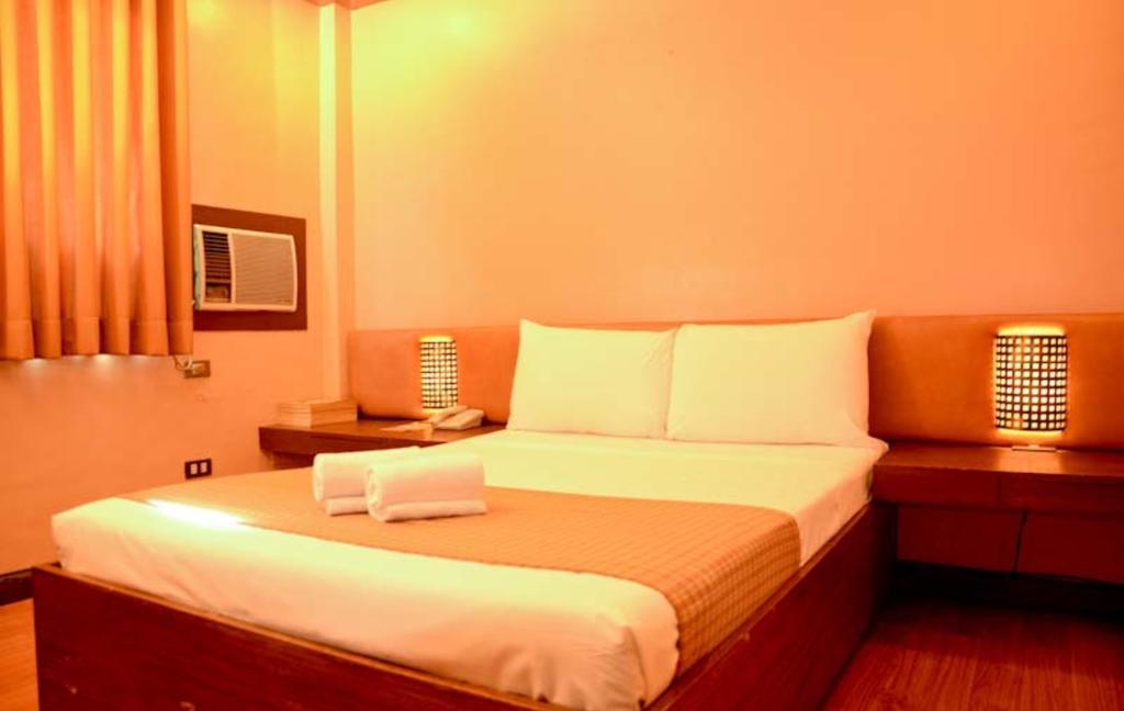 The Orange Place Hotel - San Juan San Juan  객실 사진